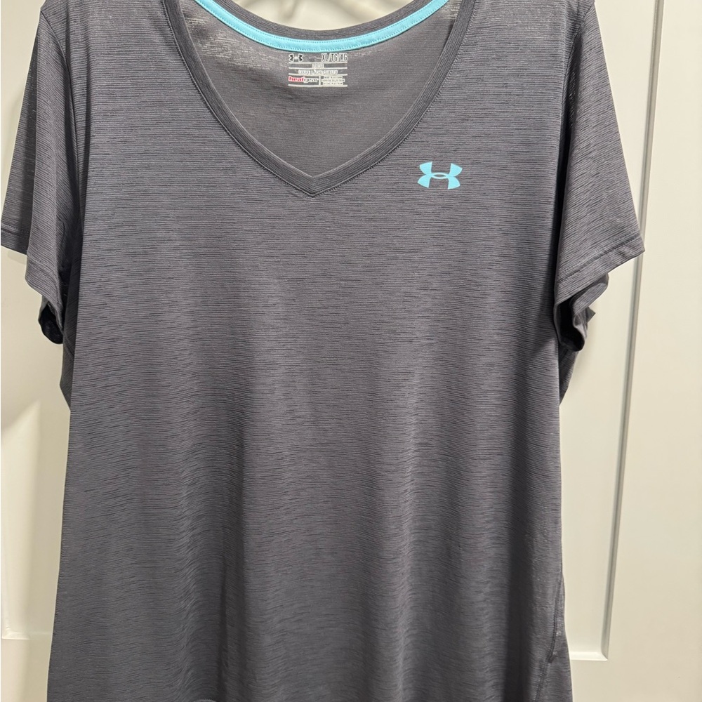 Under Armour Gray Short Sleeve Relaxed Tee